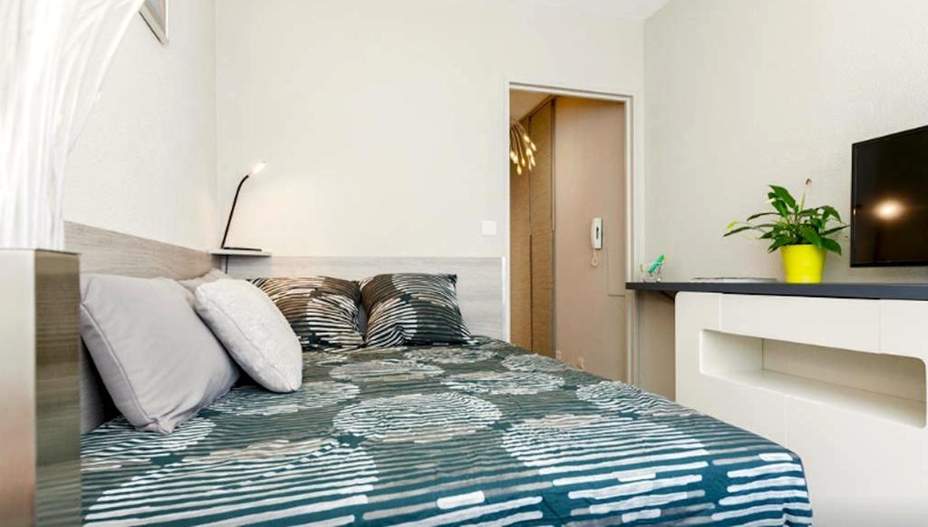Studio Vue Palais Des Papes Avignon Room photo
